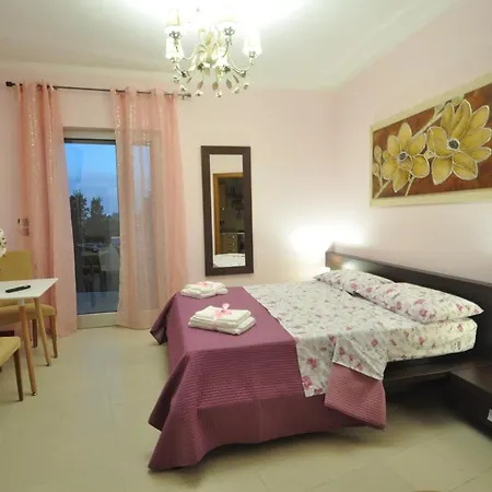 Boat Dreams , Garden Relax Apartment *