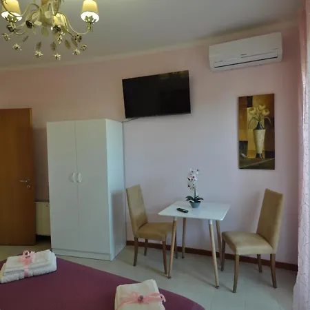 Apartamento Boat Dreams , Garden Relax